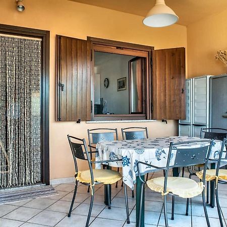 Апартаменты Porto Alabe Sardegna.... A Due Passi Dal Mare Трезнурагес Экстерьер фото